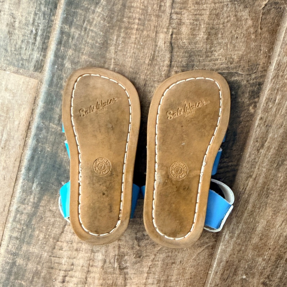 Salt Water by Hoy Toddler Original Shiny Waterproof Sandals, Turquoise, 7 - Picture 4 of 8
